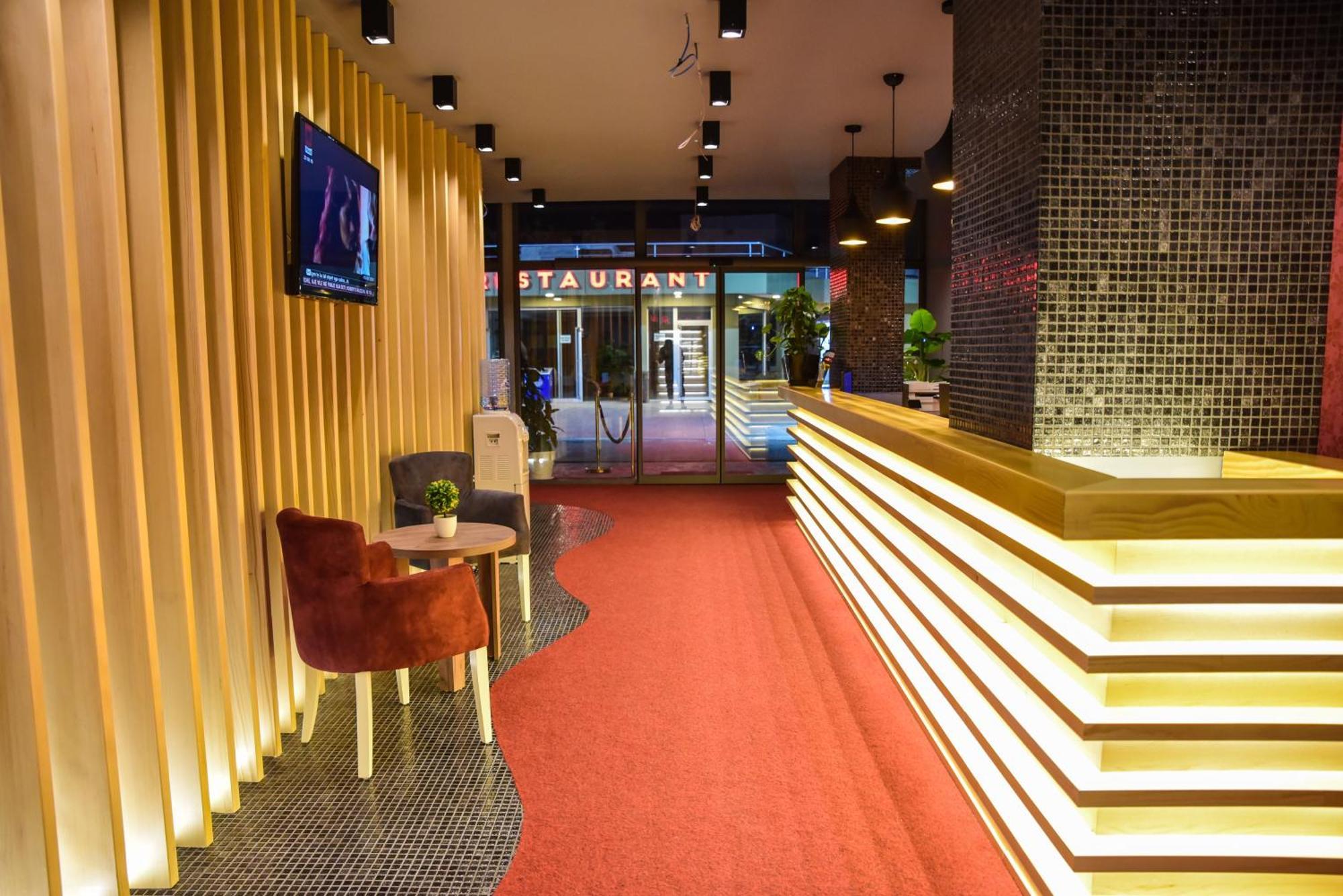 Hotel Evropa Ulcinj Exteriör bild