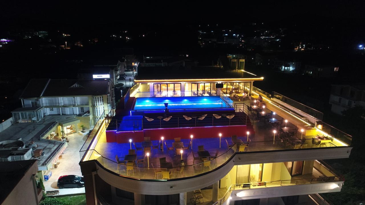Hotel Evropa Ulcinj Exteriör bild